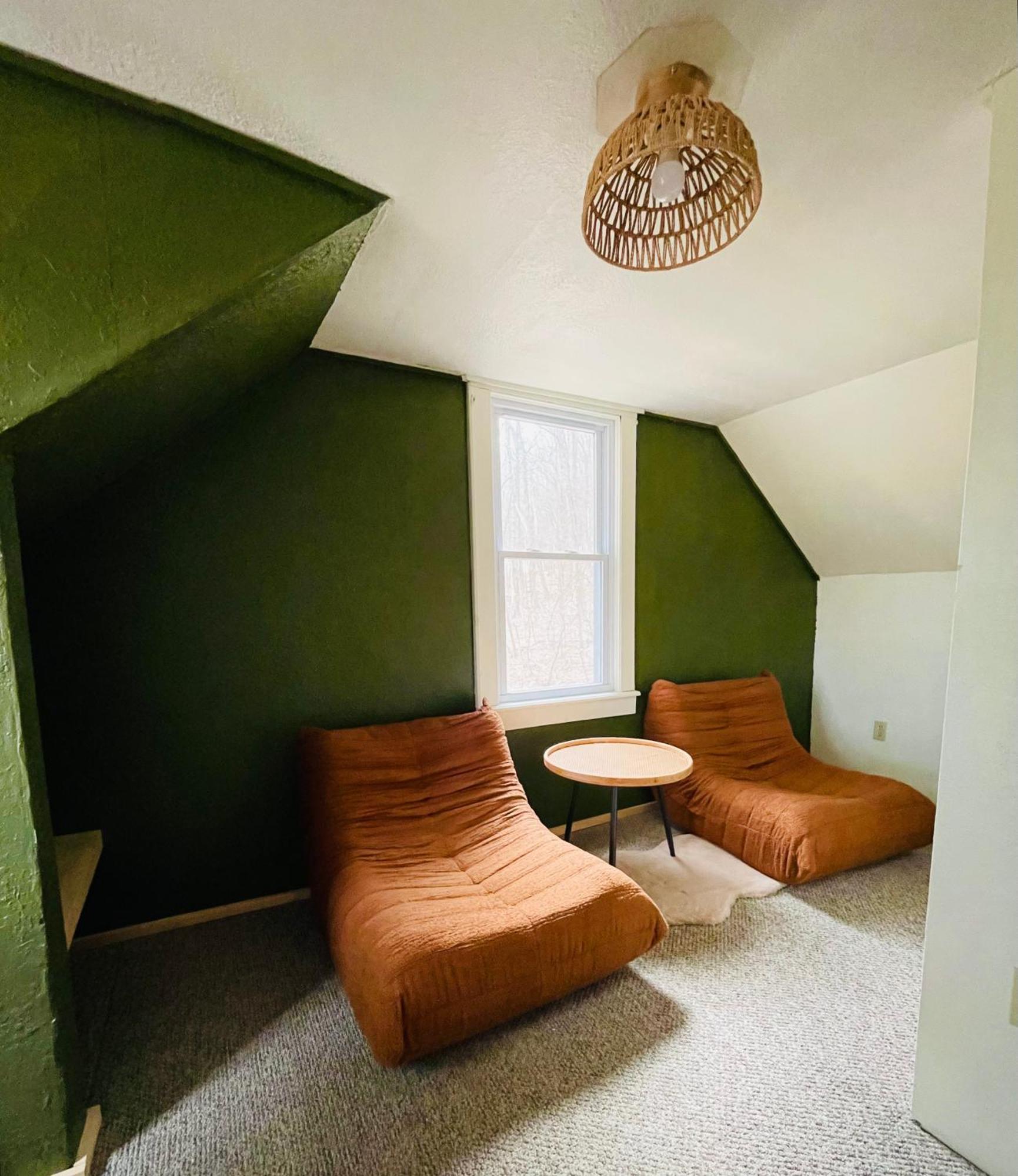 Cozy Cottage With Jacuzzi And Fire Pit And Reading Nook! Livingston Manor エクステリア 写真